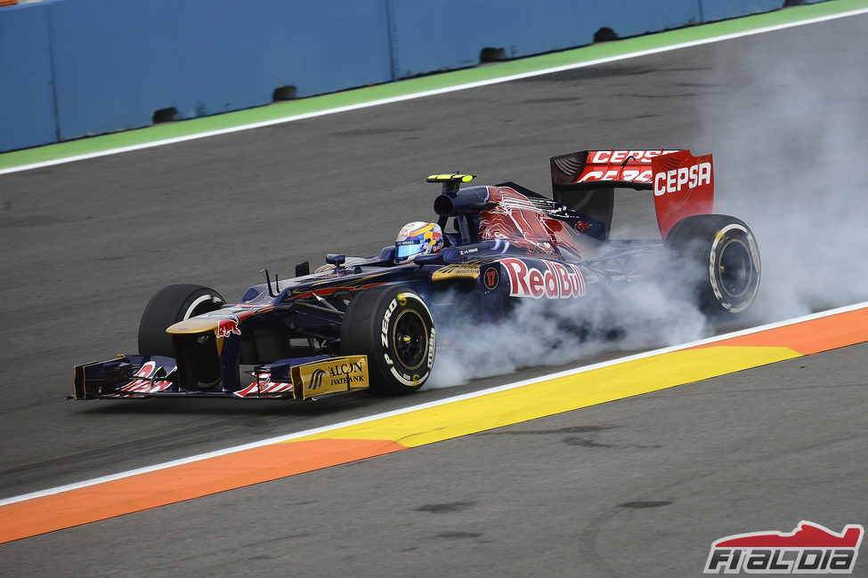 Pasada de frenada de Jean-Eric Vergne en Valencia