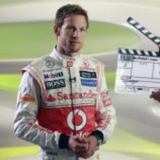 Jenson Button se prepara para hablar