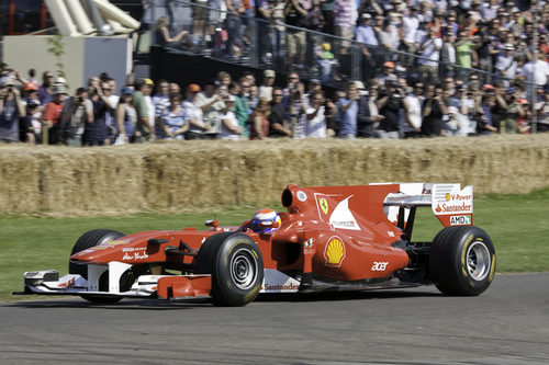 El Ferrari F10 en pista durante el Festival de la Velocidad de Goodwood