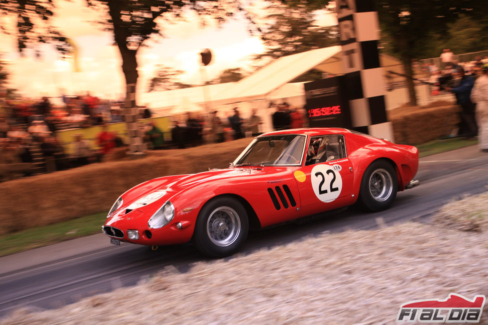 Un Ferrari 250 GTO toma la salida en el Festival de la Velocidad de Goodwood