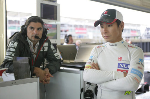 Kamui Kobayashi se aburre