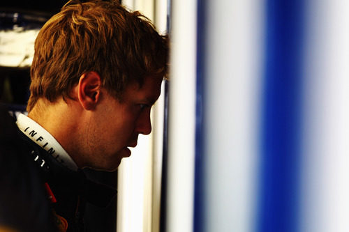 Sebastian Vettel momentos antes de afrontar los libres del GP de Gran Bretaña