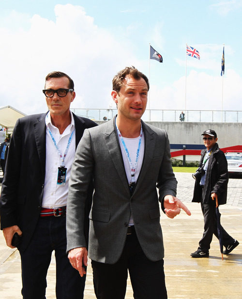 El actor Jude Law en el GP de Gran Bretaña 2012