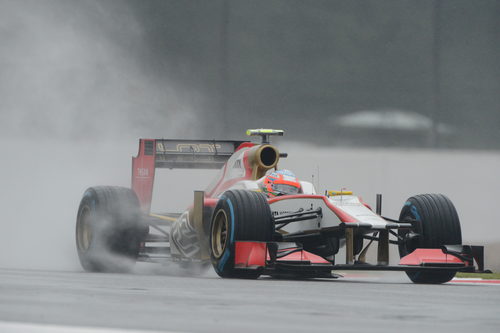 Narain Karthikeyan completa la sesión clasificatoria del GP de Gran Bretaña 2012
