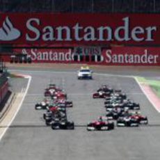 Salida del GP de Gran Bretaña 2012