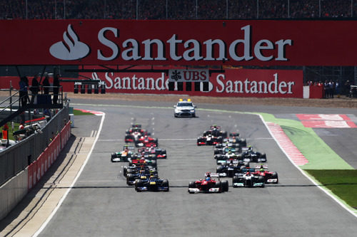 Salida del GP de Gran Bretaña 2012