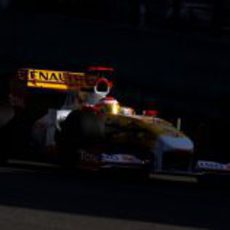 Alonso rueda con su R29