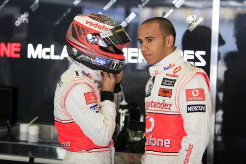 Kovalainen y Hamilton en China