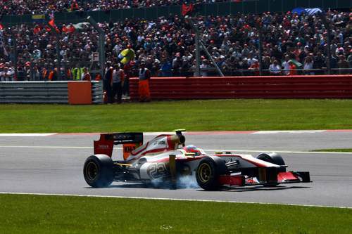Narain Karthikeyan se pasa de frenada en el GP de Gran Bretaña 2012