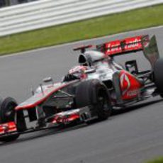 Jenson Button no logró pasar a la Q2 el sábado