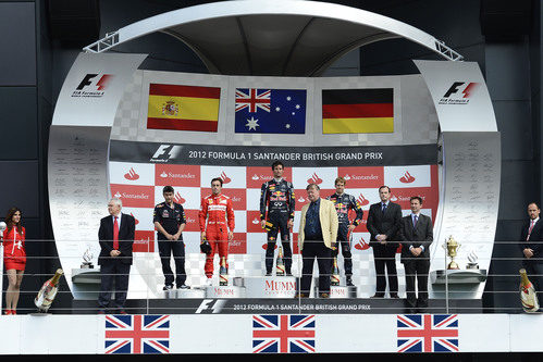 Fernando Alonso ocupó la segunda plaza del podio en Silverstone