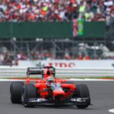 Timo Glock acabó por delante de los dos HRT en Silverstone