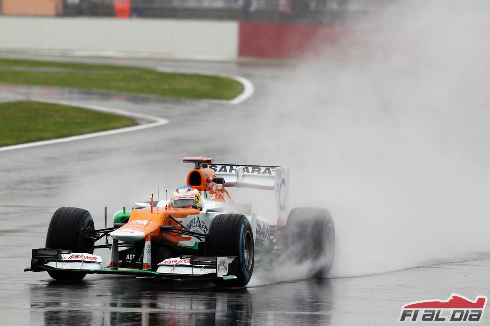 Paul di Resta rueda en su circuito de casa