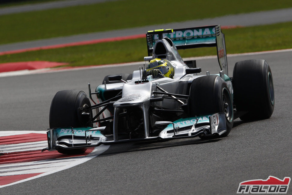 Nico Rosberg durante los Libres 3 del GP de Gran Bretaña 2012