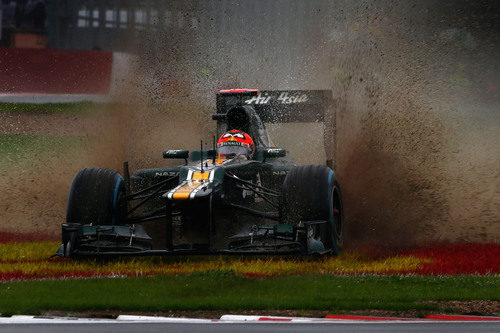Salida de pista de Heikki Kovalainen en Silverstone