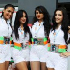 Force India llevó a sus propias 'pit babes' a Gran Bretaña