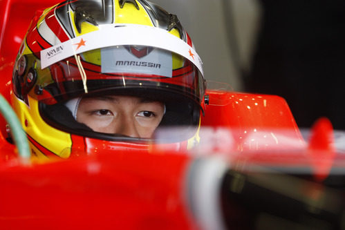 Rio Haryanto espera su oportunidad en el box