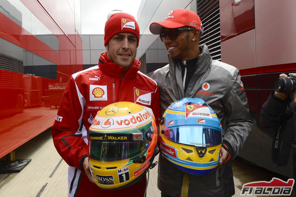 Fernando Alonso y Lewis Hamilton juntos en Gran Bretaña