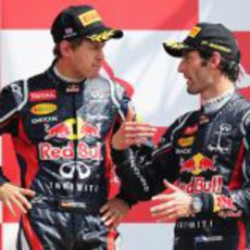 Vettel y Webber en el podio de Gran Bretaña 2012