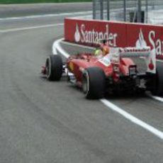 Felipe Massa sale del 'pit lane' en Hockenheim