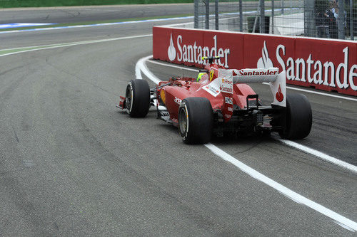 Felipe Massa sale del 'pit lane' en Hockenheim