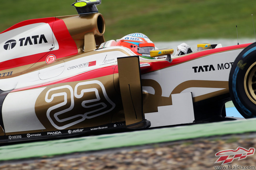 Narain Karthikeyan rueda en el Gran Premio de Alemania