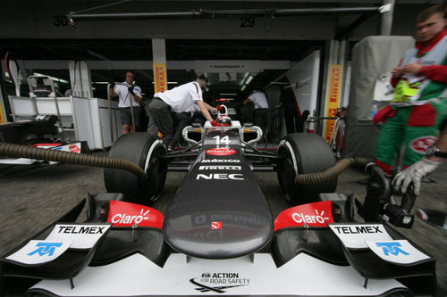 Plano frontal del Sauber C31