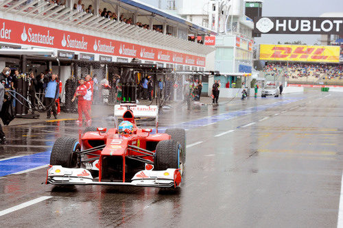 Neumáticos de lluvia extrema para Fernando Alonso