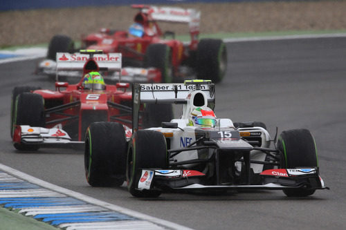 Tres pilotos Ferrari rodando en Alemania