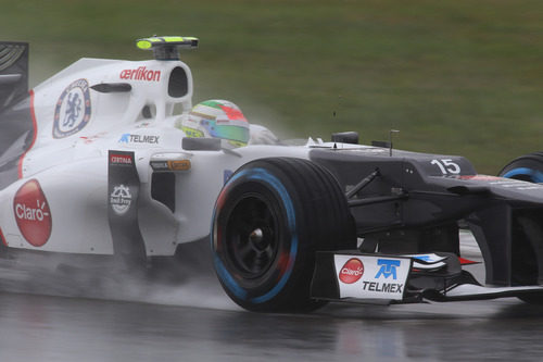 Neumáticos de lluvia extrema para Sergio Pérez