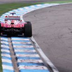 Fernando Alonso lidera del GP de Alemania 2012