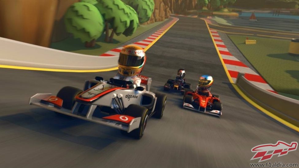 Hamilton, Alonso y Vettel luchando en 'F1 Race Stars'