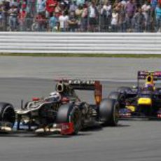 Kimi Räikkönen, por delante de Mark Webber en Hockenheim