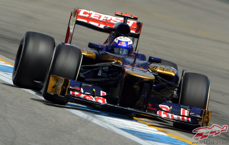 Daniel Ricciardo busca los límites en Hockenheim