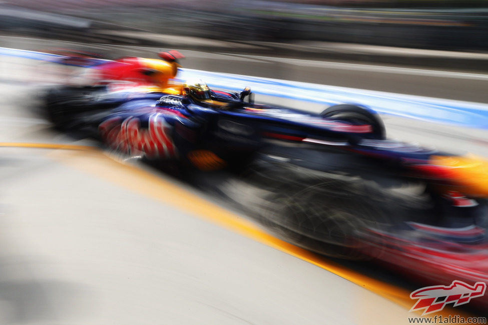 Sebastian Vettel en el pit-lane del circuito de Hungaroring