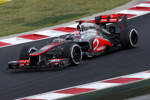 Jenson Button pilota durante la Q1 del Gran Premio de Hungría