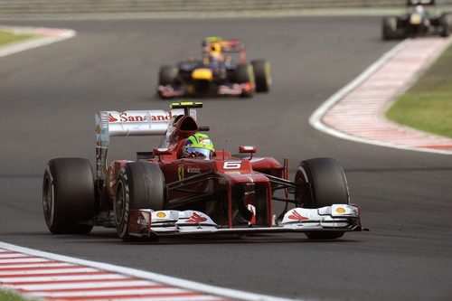 Felipe Massa perdió posiciones en la salida de Hungría