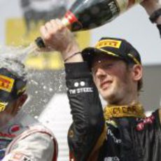 Romain Grosjean celebra su tercera posición en hungría