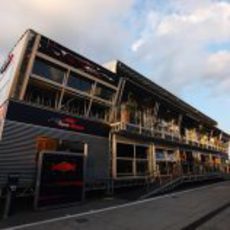 'Motorhome' de Red Bull y Toro Rosso en Hungría