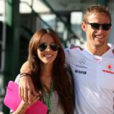 Jessica Michibata y Jenson Button en el GP de Hungría 2012