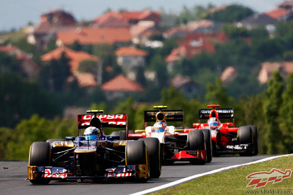 Jean-Eric-Vergne, Narain Karthikeyan y Timo Glock