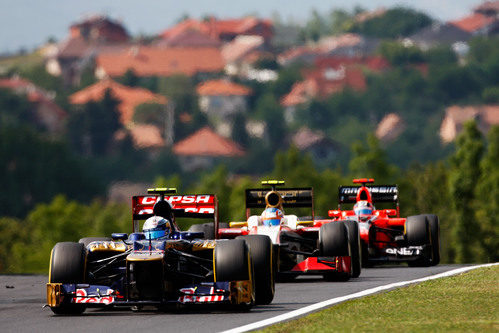 Jean-Eric-Vergne, Narain Karthikeyan y Timo Glock