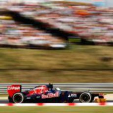 Jean-Eric Vergne corre en la clasificación del GP de Hungría 2012