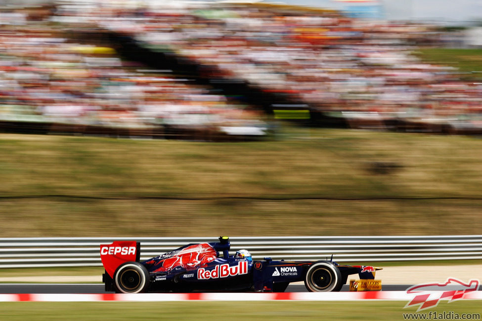 Jean-Eric Vergne corre en la clasificación del GP de Hungría 2012