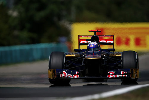 Daniel Ricciardo llega a una curva en Hungaroring