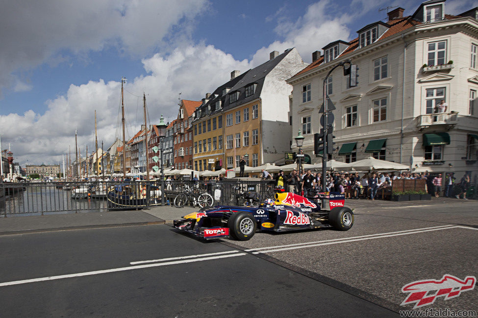 Copenhague recibe a David Coulthard y su Red Bull