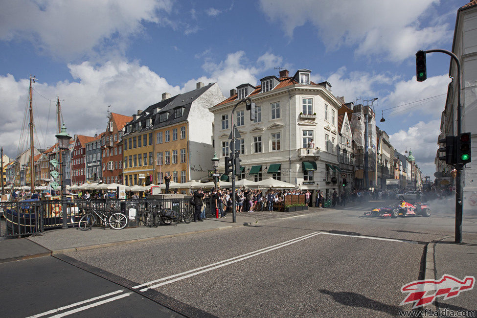 Derrapaje de David Coulthard en Copenhague