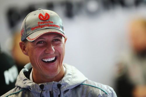 Michael Schumacher feliz durante los libres de Bélgica