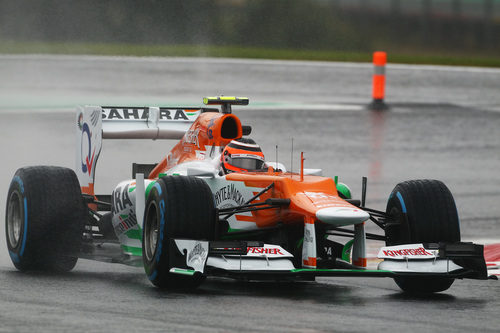 Nico Hülkenberg rueda en los libres de Bélgica 2012