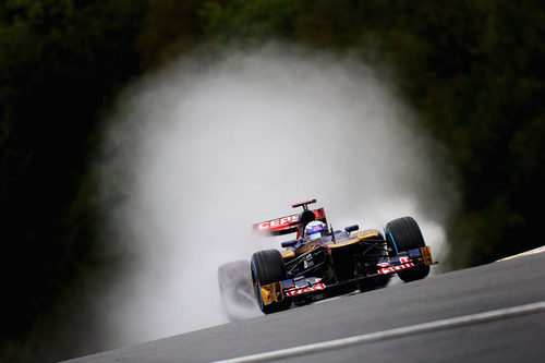 Daniel Ricciardo en los libres del GP de Bélgica 2012